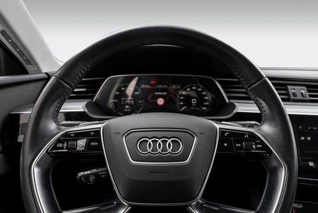2021 AUDI E-TRON - 15