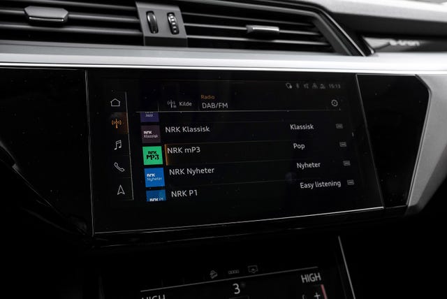 2021 AUDI E-TRON - 18