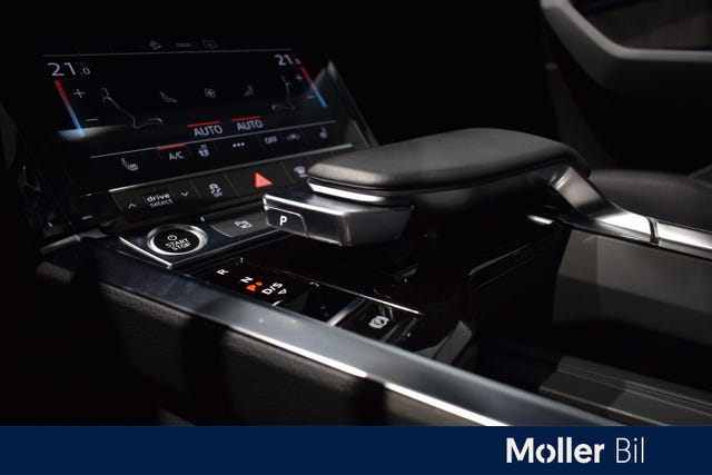 2021 AUDI E-TRON - 24