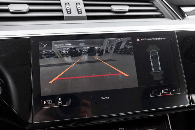 2020 AUDI E-TRON - 23