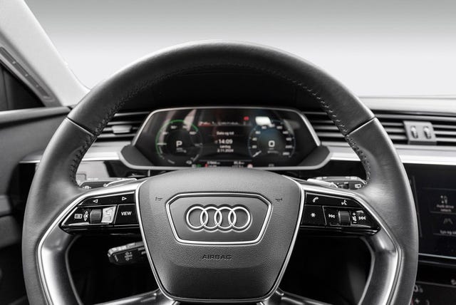 2020 AUDI E-TRON - 15