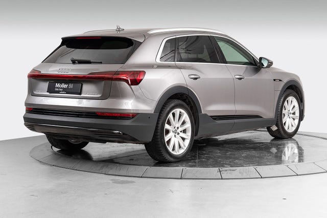 WAUZZZGE9LB007988 2020 AUDI E-TRON-1