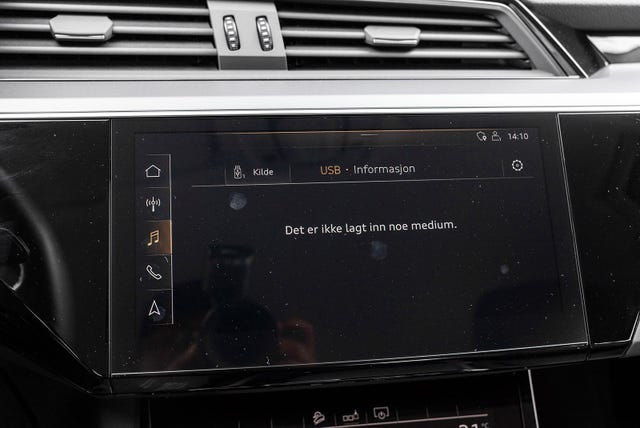 2020 AUDI E-TRON - 20