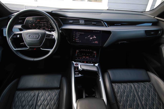 2021 AUDI E-TRON - 16
