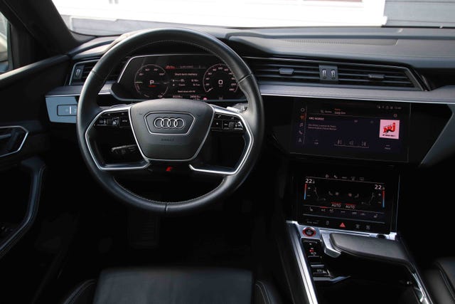 2021 AUDI E-TRON - 17