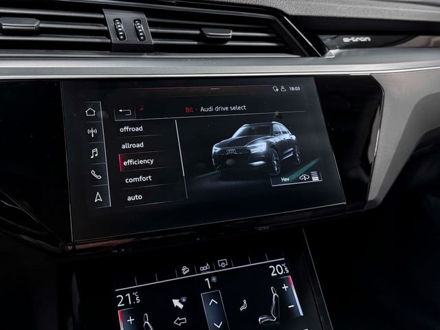 2020 AUDI E-TRON - 14