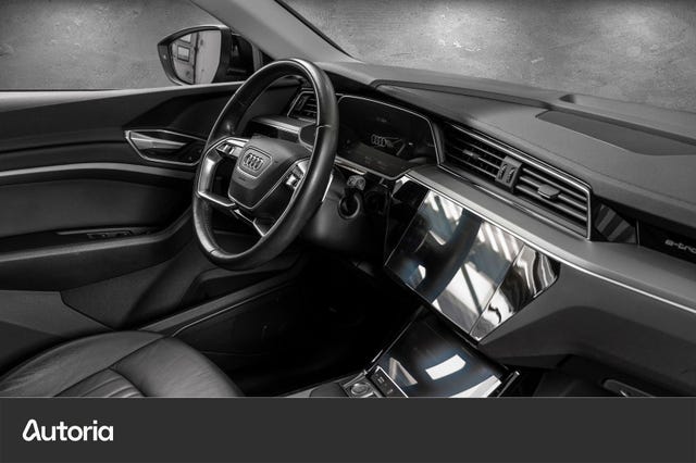 2020 AUDI E-TRON - 29