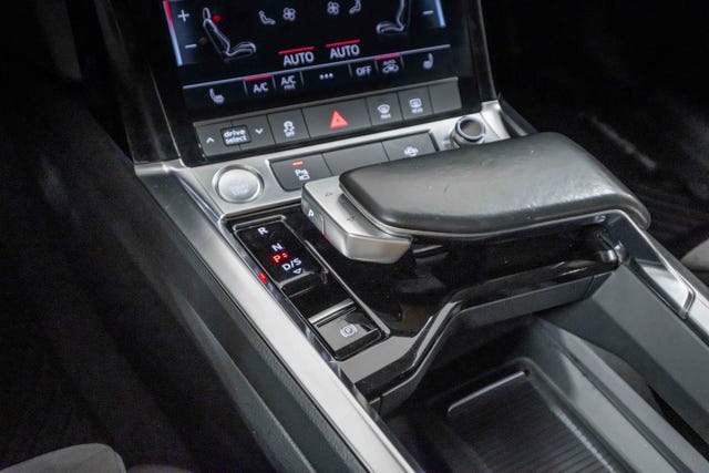 2020 AUDI E-TRON - 24