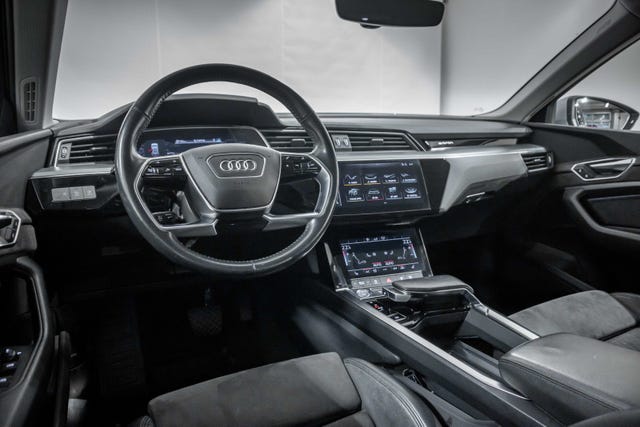 2020 AUDI E-TRON - 30