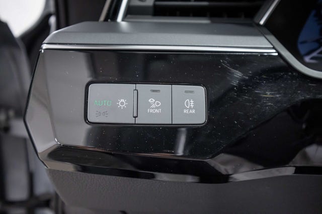 2020 AUDI E-TRON - 25