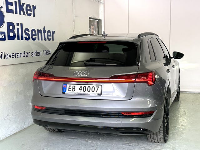 2020 AUDI E-TRON - 12