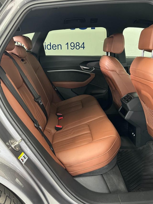 2020 AUDI E-TRON - 20