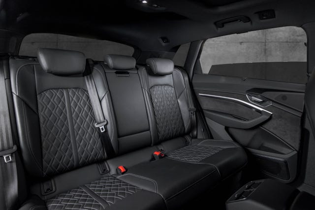 2020 AUDI E-TRON - 10