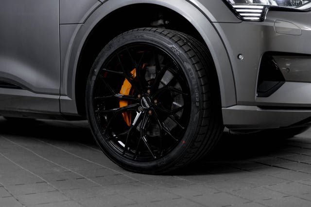 WAUZZZGEXLB017719 2020 AUDI E-TRON-3
