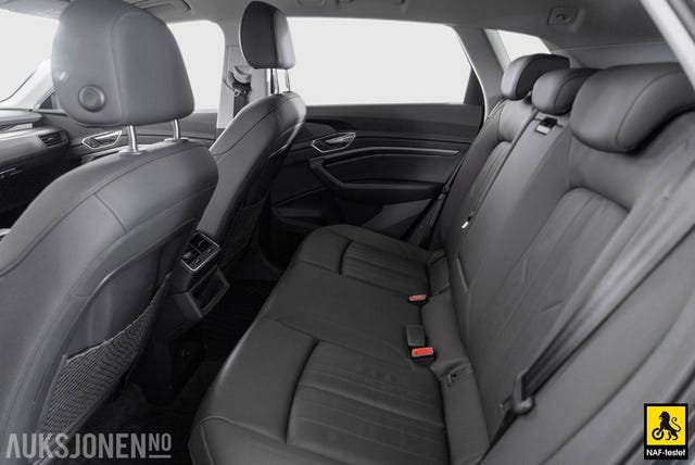 2020 AUDI E-TRON - 28
