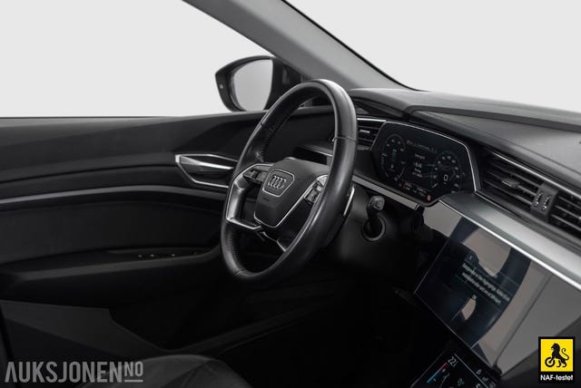 2020 AUDI E-TRON - 29