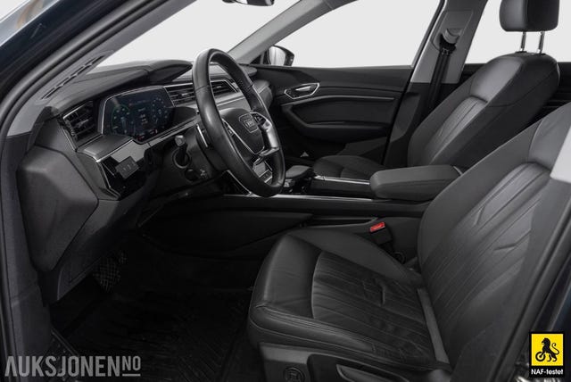 2020 AUDI E-TRON - 10