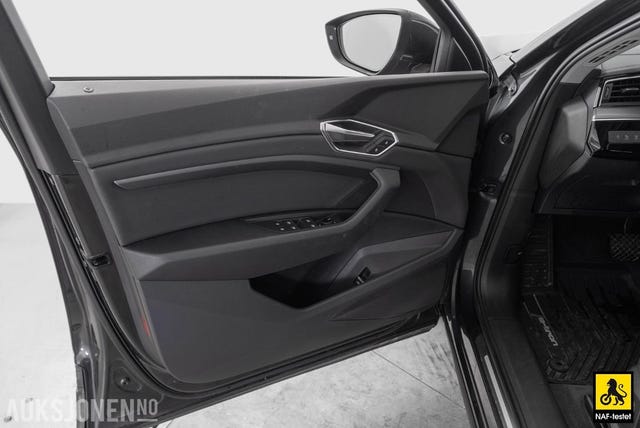 2020 AUDI E-TRON - 7