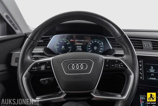 2020 AUDI E-TRON - 13