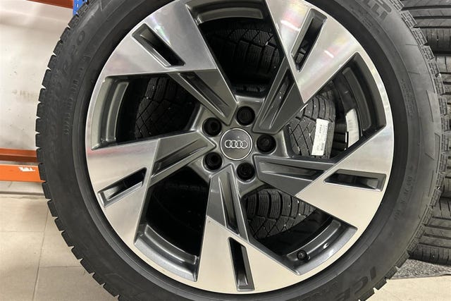 2021 AUDI E-TRON - 24