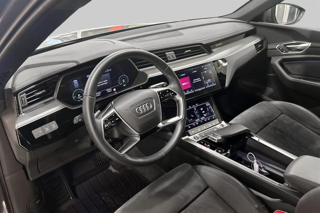 2021 AUDI E-TRON - 16