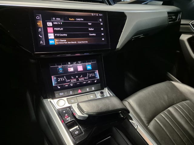 2020 AUDI E-TRON - 22