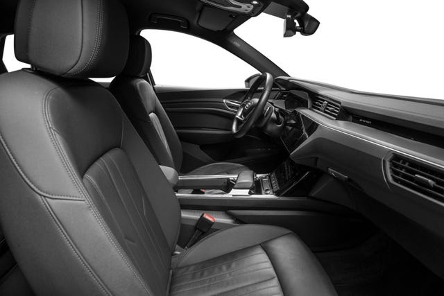 2021 AUDI E-TRON - 28