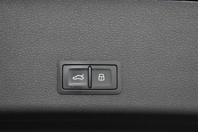 2020 AUDI E-TRON - 26