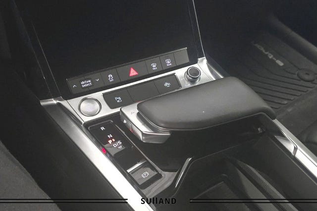 2020 AUDI E-TRON - 29
