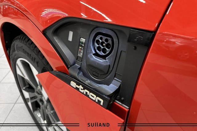 2020 AUDI E-TRON - 21
