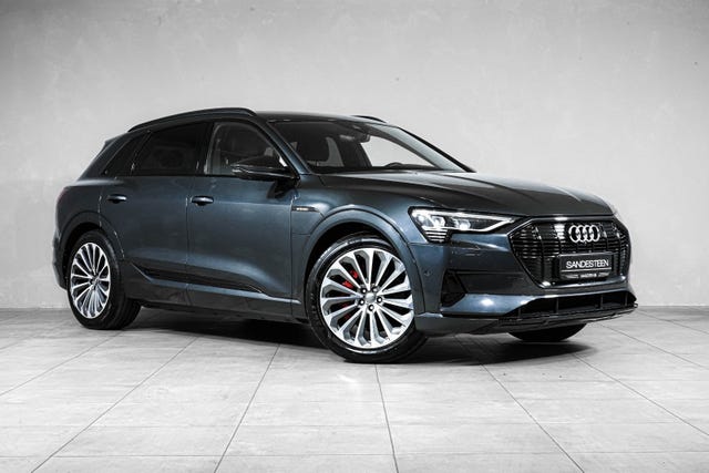 WAUZZZGE9LB033135 2020 AUDI E-TRON-1