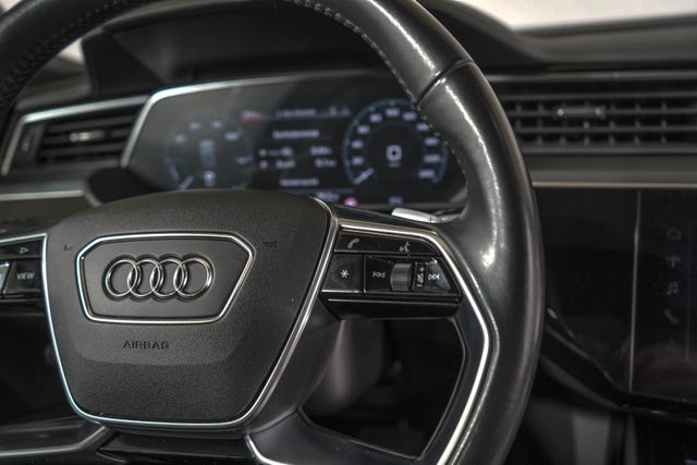 2020 AUDI E-TRON - 22