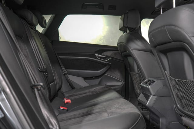 2020 AUDI E-TRON - 12