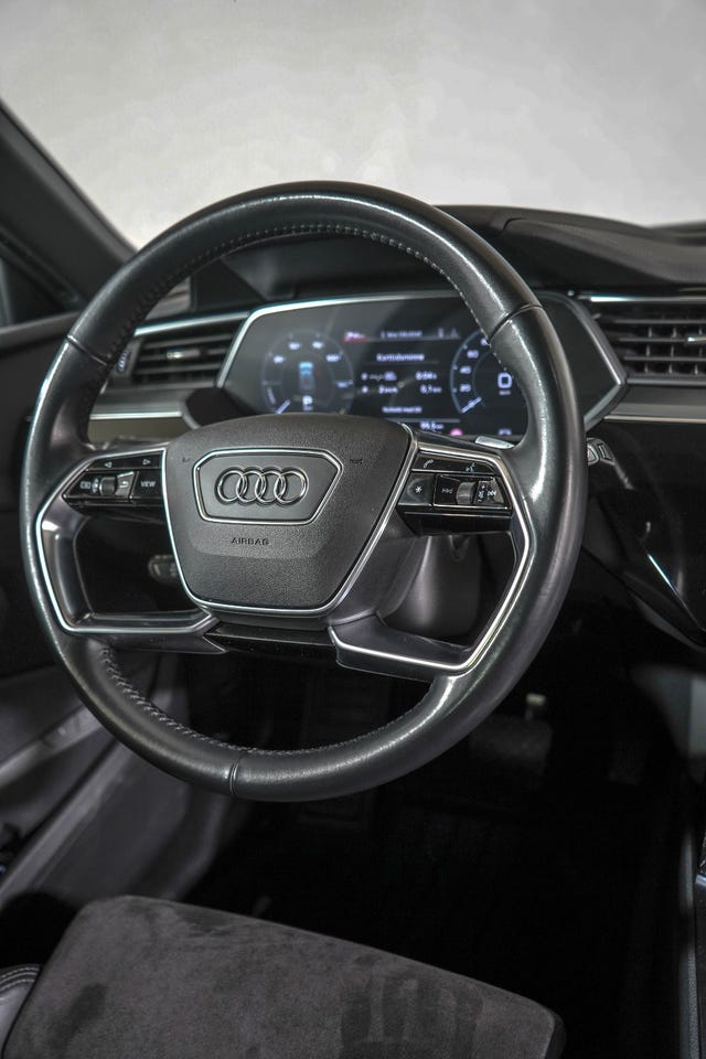 2020 AUDI E-TRON - 21