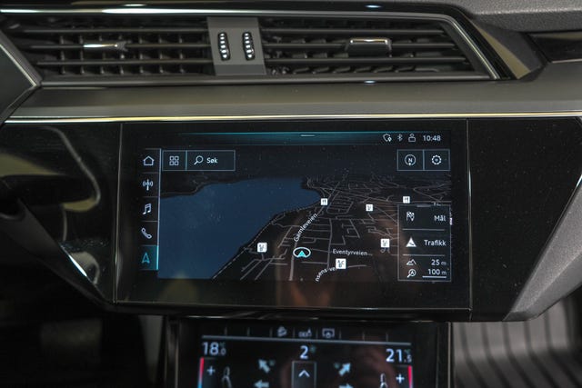 2020 AUDI E-TRON - 26
