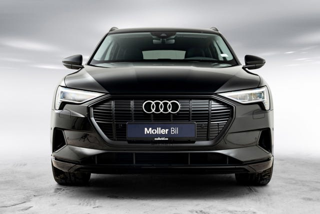 WAUZZZGE8MB030843 2021 AUDI E-TRON-2