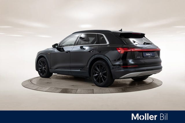 WAUZZZGE9LB008137 2020 AUDI E-TRON-2