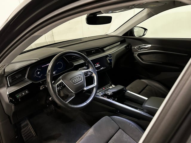 2021 AUDI E-TRON - 15
