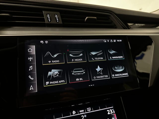 2021 AUDI E-TRON - 24