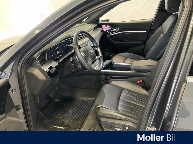 WAUZZZGEXLB008065 2020 AUDI E-TRON-3