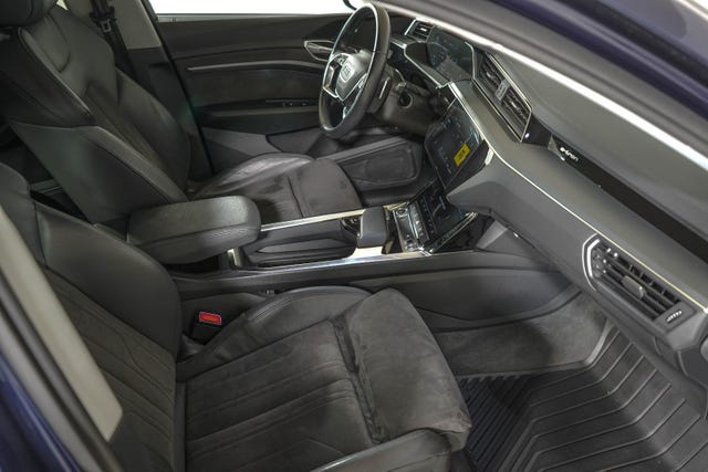 2021 AUDI E-TRON - 18