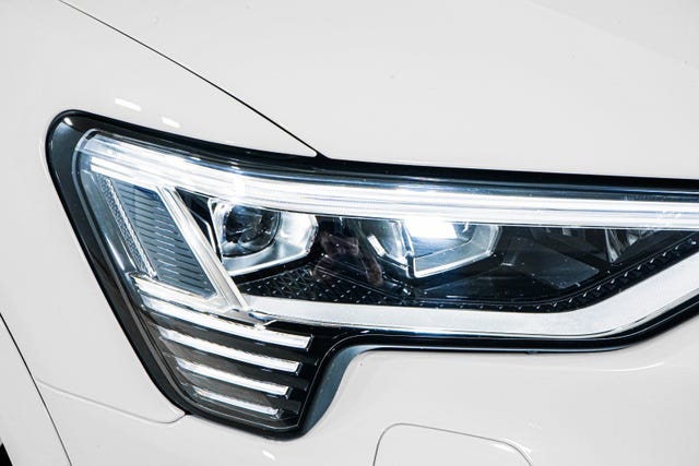 2020 AUDI E-TRON - 9