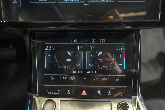 2020 AUDI E-TRON - 34