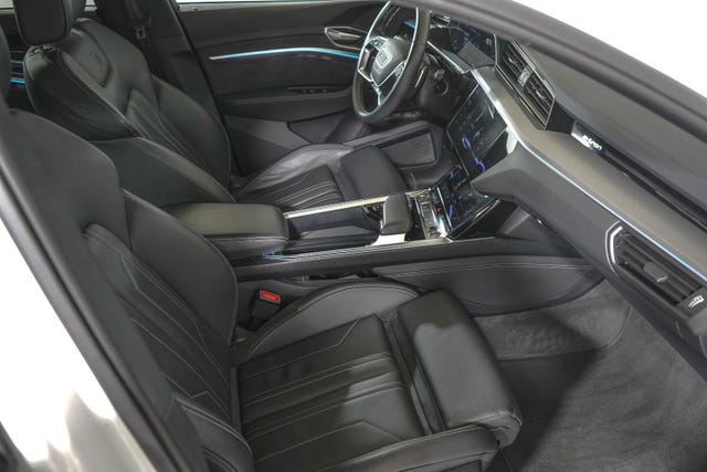 2020 AUDI E-TRON - 24