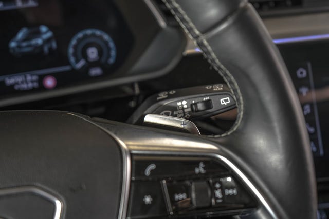 2020 AUDI E-TRON - 31