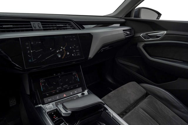 2020 AUDI E-TRON - 17