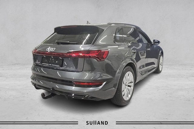 WAUZZZGEXMB040340 2021 AUDI E-TRON-4