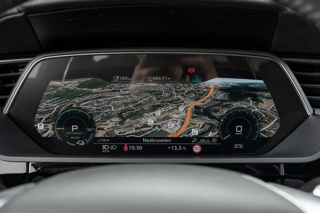 2020 AUDI E-TRON - 15