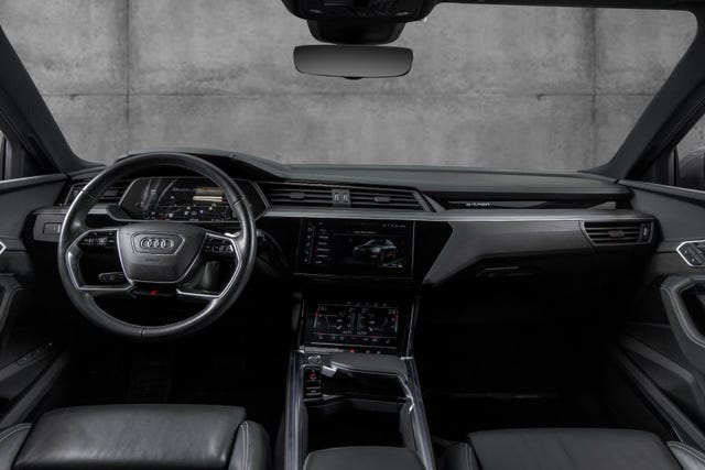 2020 AUDI E-TRON - 15