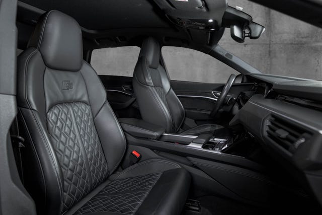 2020 AUDI E-TRON - 8